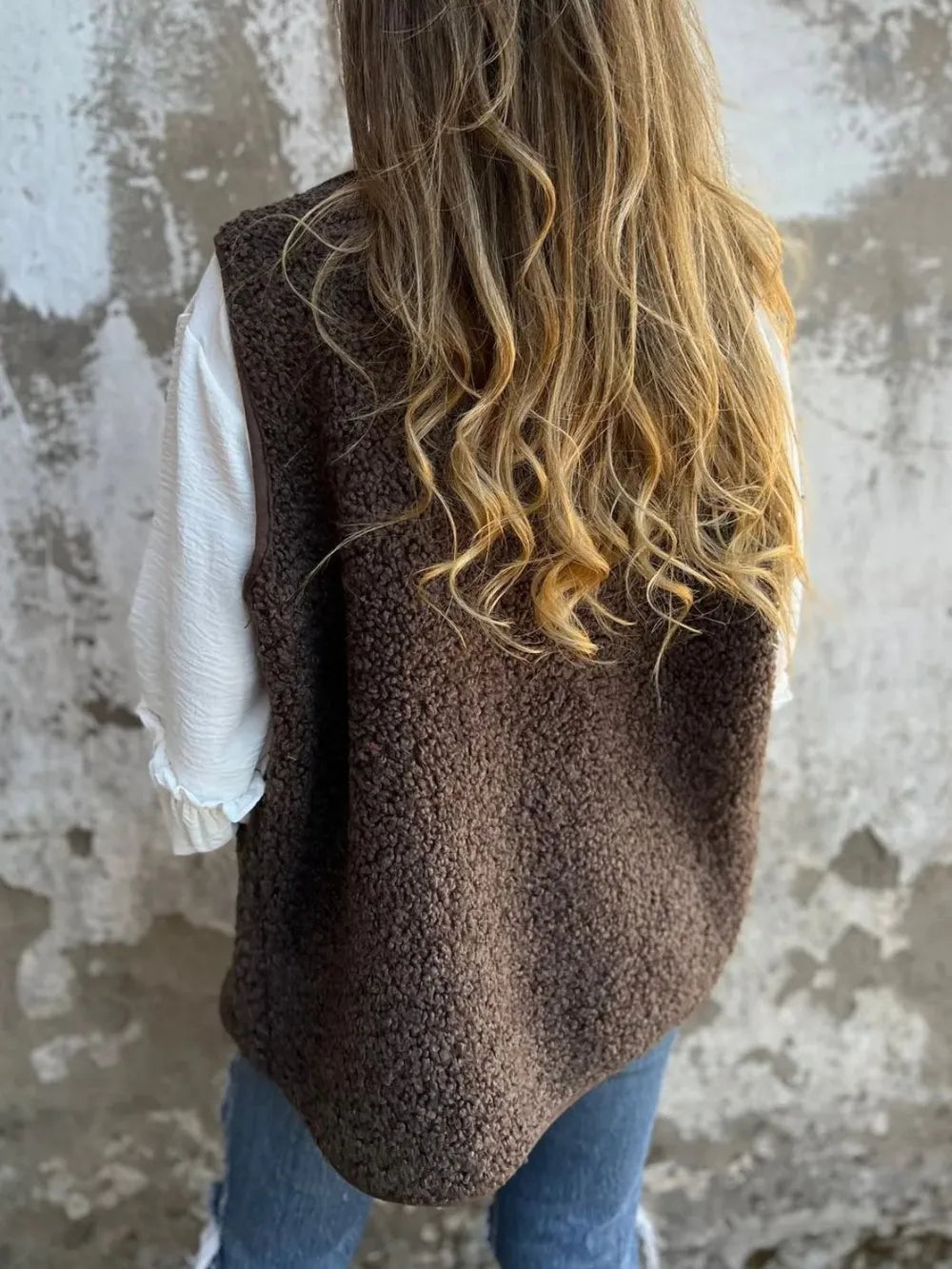 e65c9202-dead-499c-a31a-7ffd599132ab-Max