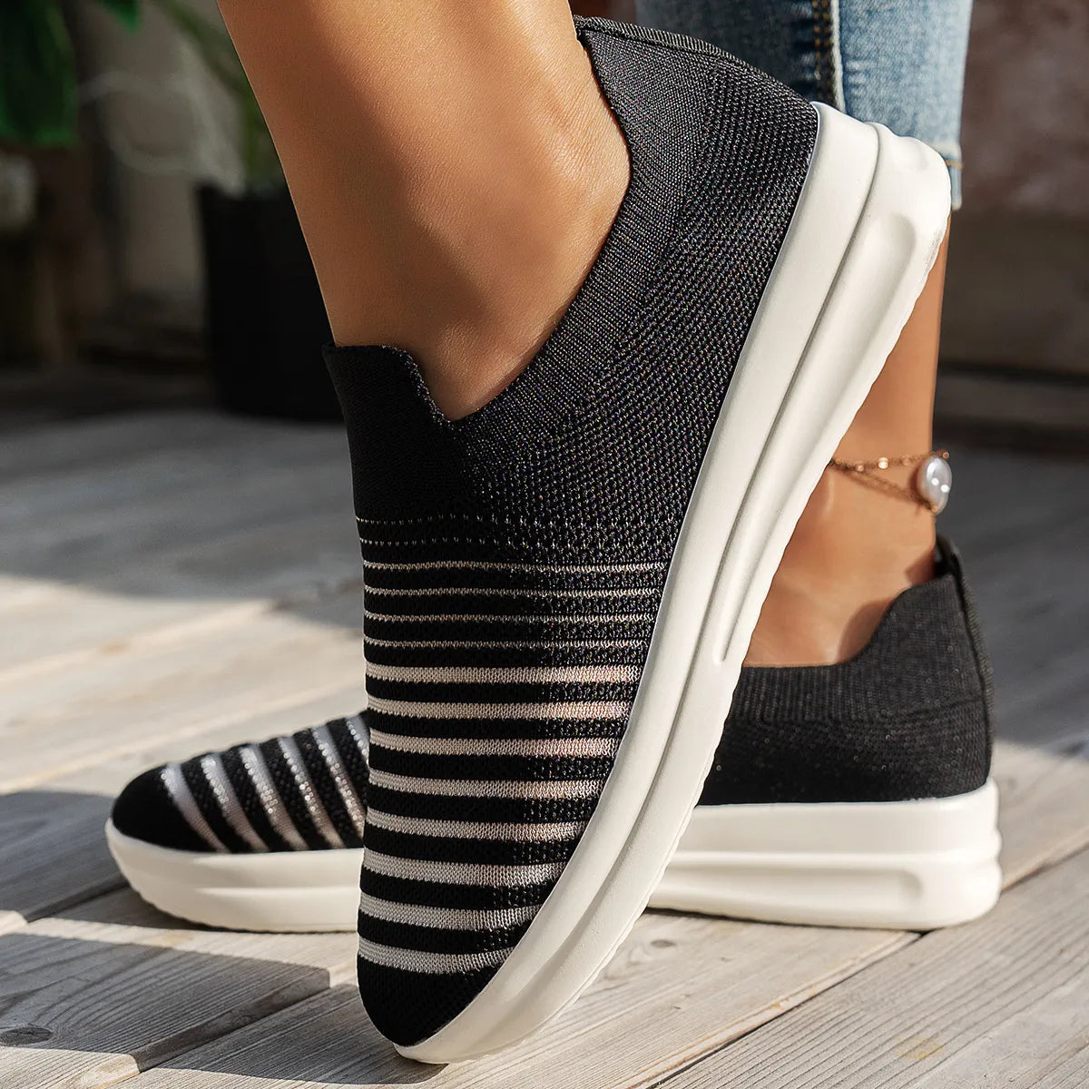 3f6c11f4f72544d49701db17103acc8e-Max-Origin