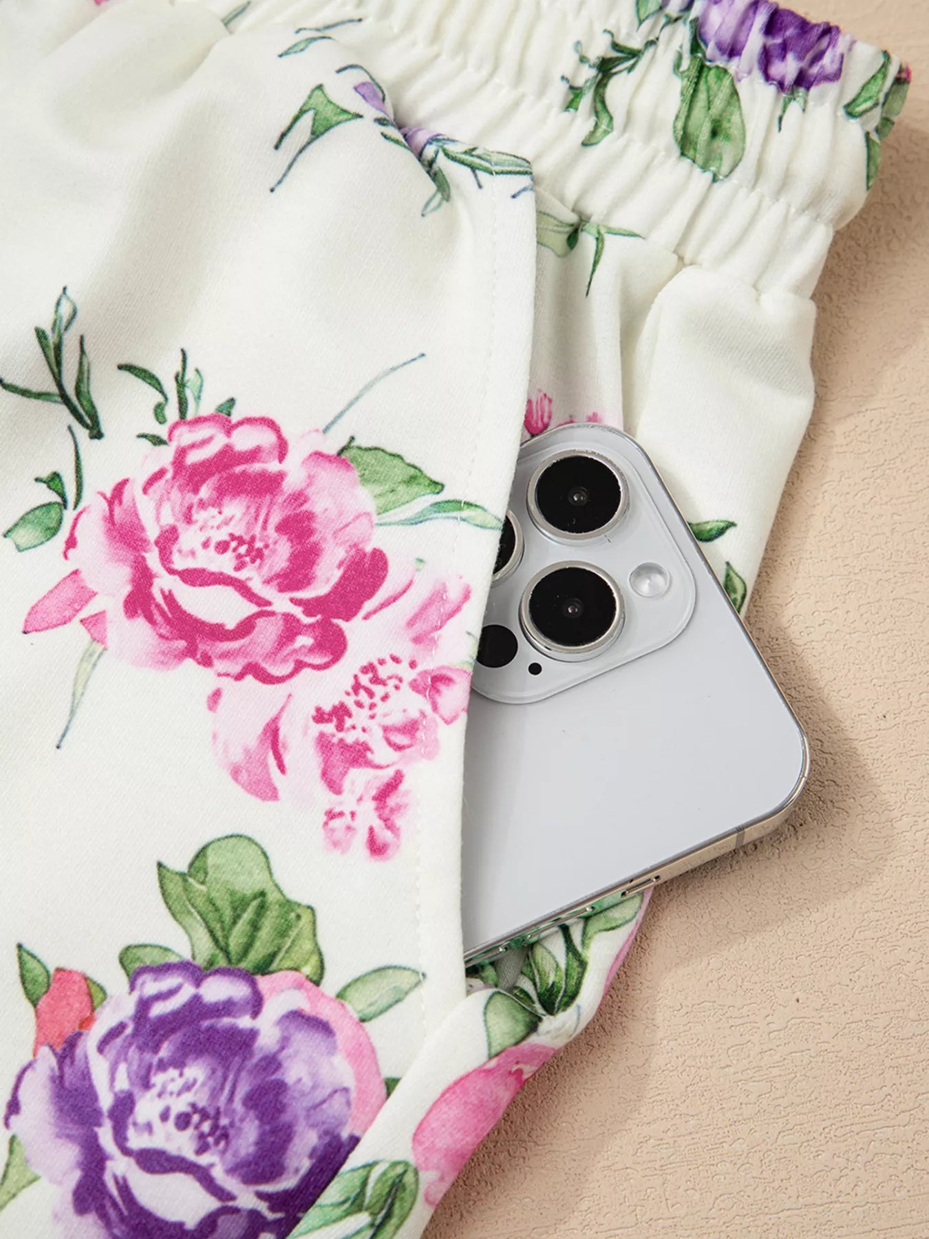 4042e6f05cfb4e96af962074e98a5795-Max-Origin