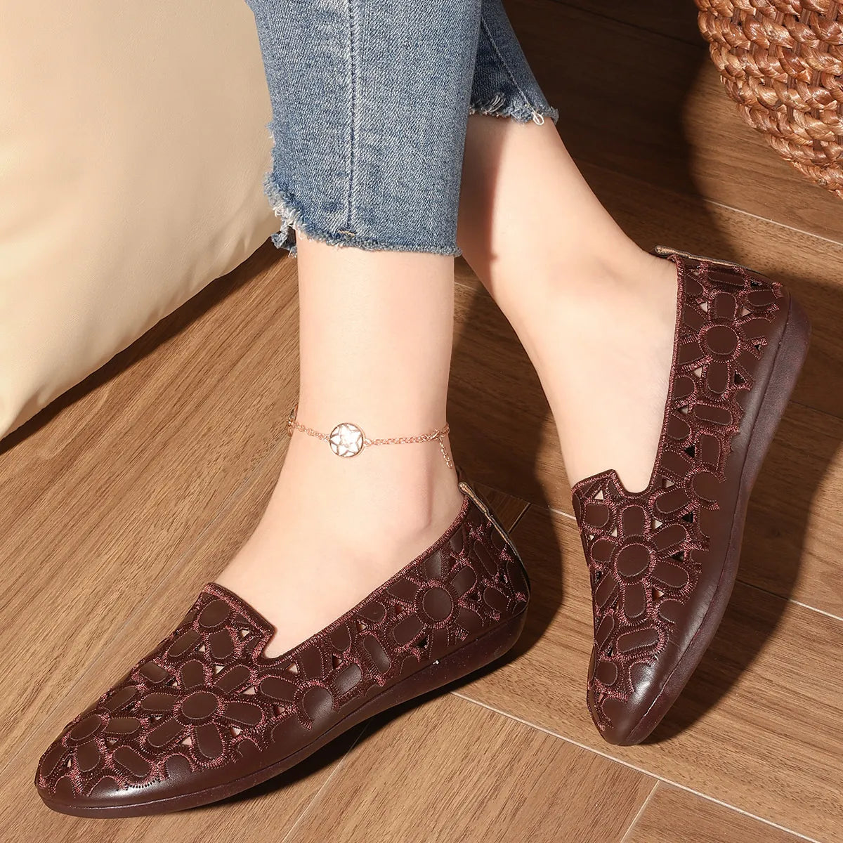 dc2860b80e174a09bebe4a4aba93f6f4-Max-Origin