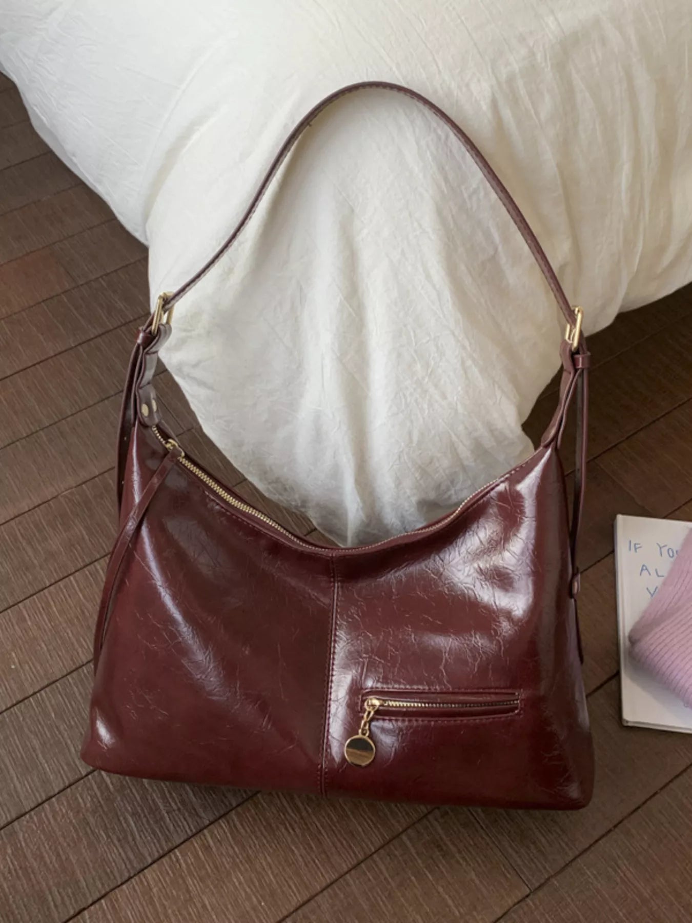 ecef3049db394bb9a625592b40357621-Max-Origin